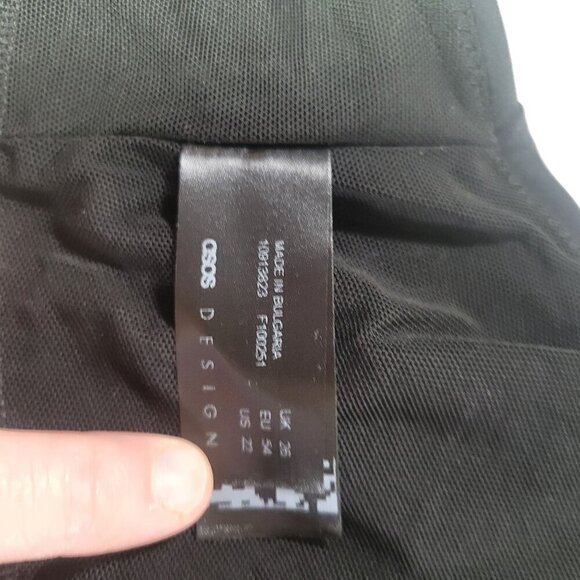 ASOS Design Black Adjustable Bralette Bikini Back Closure Top Size UK22/US18 - Picture 4 of 8